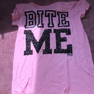 VS Pink t-shirt